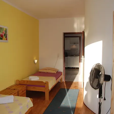 Laura Apartment