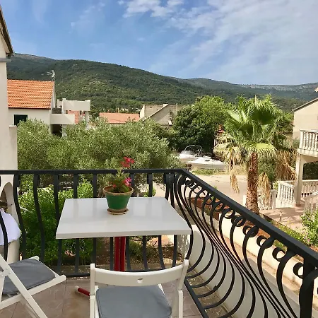 Apartment Laura Stari Grad (Hvar)